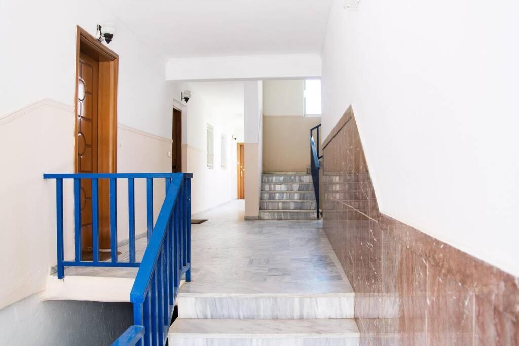 ניאה אירקליה Seafront 2 Bedrooms Apartment מראה חיצוני תמונה